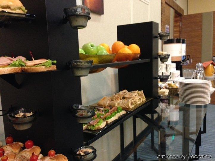 Hilton Garden Inn Riyadh Olaya Eksteriør bilde
