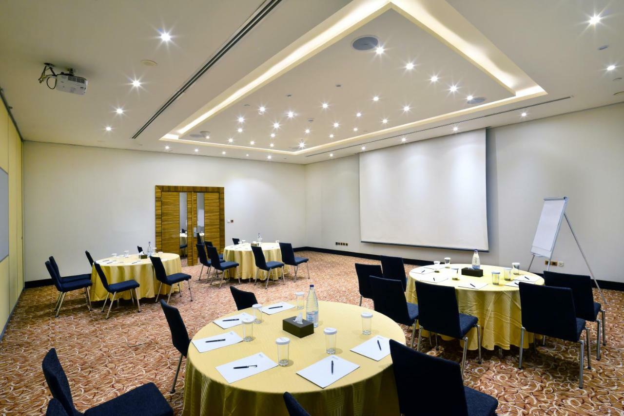 Hilton Garden Inn Riyadh Olaya Eksteriør bilde